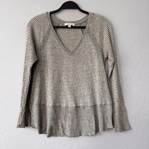 Eri + Ali Waffle Knit V-Neck Top Gray Long Sleeve Casual Size S‎
